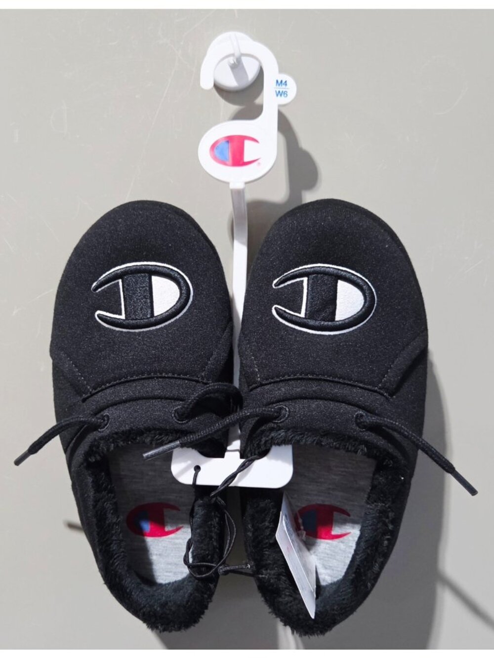 Champion Adult Faux Fur Lined Black Indoor or Outdoor Slippers -- Women's Size 6